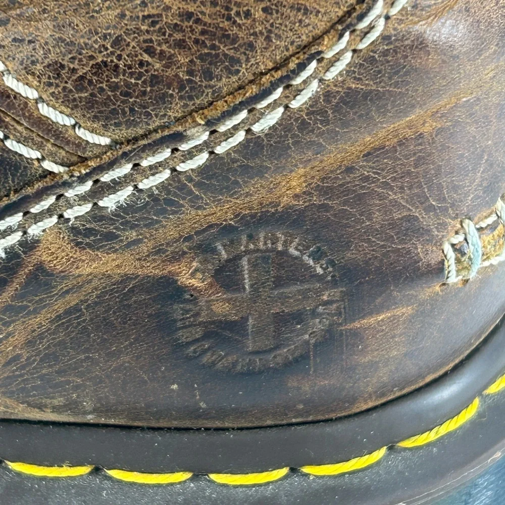 Dr. Martens Quincy Leather Ankle Boots in‎ Greenland Distressed Leather Size 11